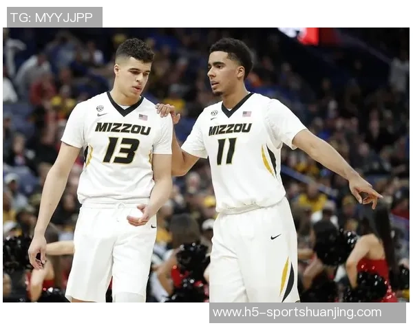 小迈克尔波特潜力无限Lowe认为他与新秀组合前景光明 小迈克尔波特潜力无限Lowe认为他与新秀组合前景光明